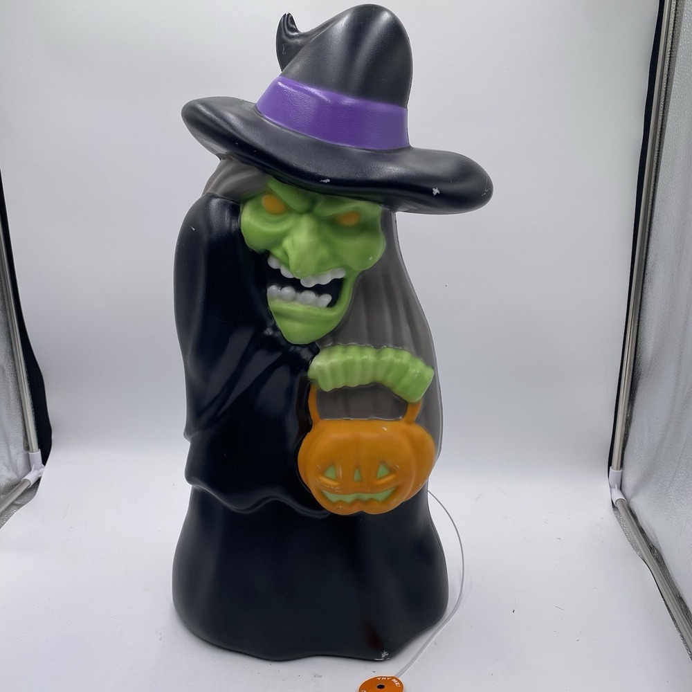 Target Hyde & Eek 23" Light Sound Witch‎ Blow Mold Outdoor Halloween Prop Works